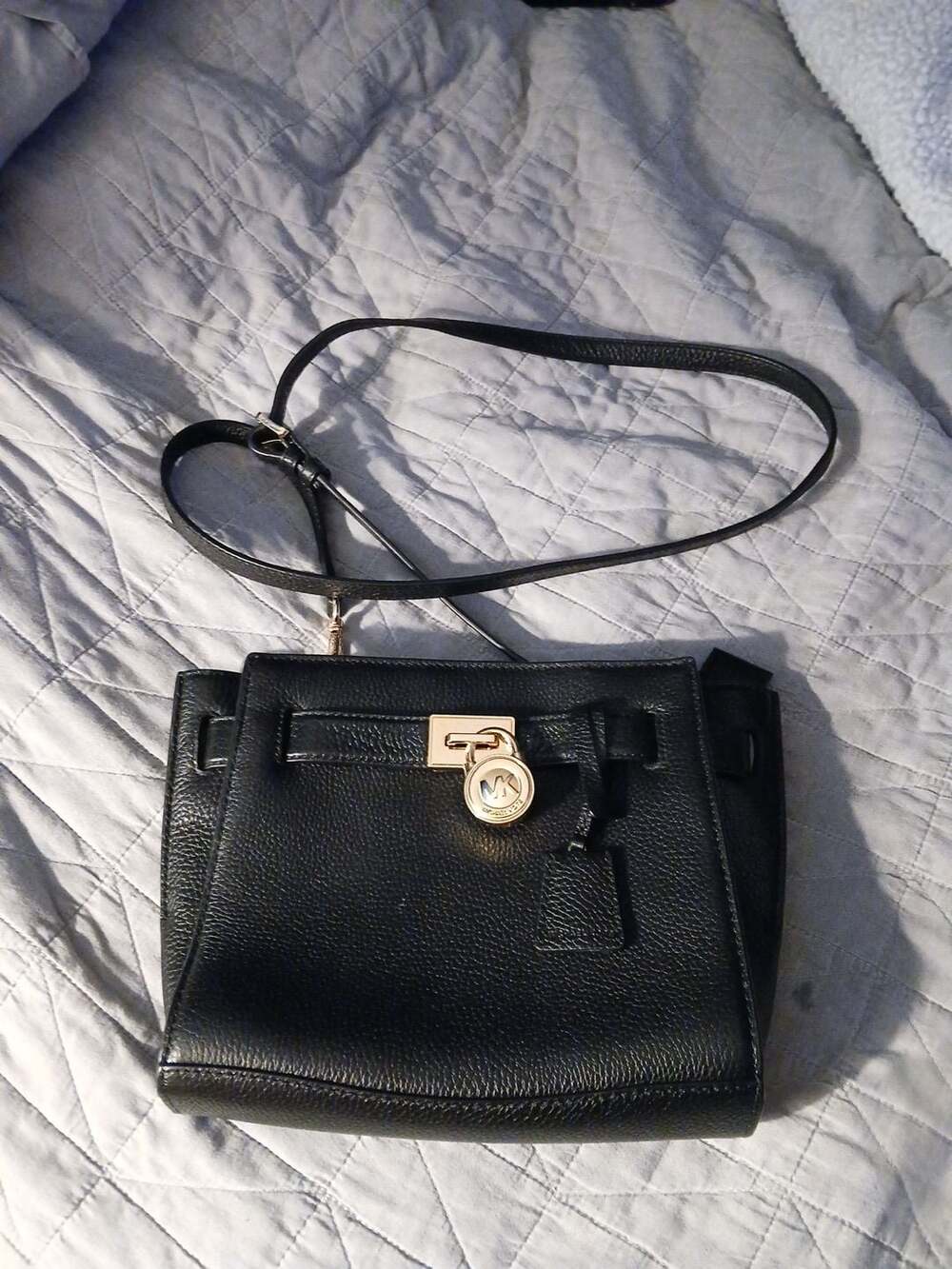 Michael Kors Hamilton Traveler Crossbody Bag in Black Leather